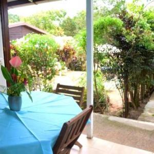 Bungalow with one bedroom in PointeNoire with furnished garden and WiFi Guadeloupe 